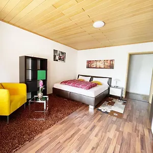 Apartment Royal & Goodness, Muhlhausen (Erlangen-Hochstadt)